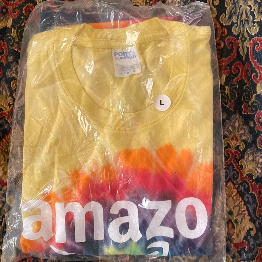 Amazon t shirt ( tye-dye )